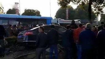 南昌强拆爆料事件视频,冲突现场直击